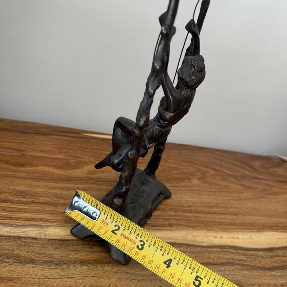 Vintage Cast Iron Swinging Lady Figurine after Auguste Moreau - Picture 5 of 9